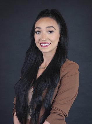 Photo of Allison Hare